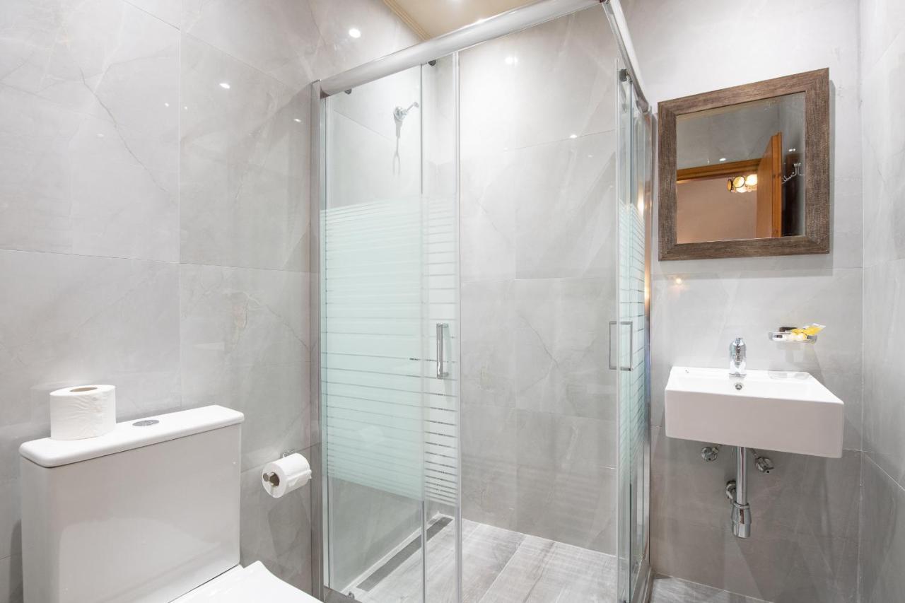 Yannis Hotel Krinídhes Екстериор снимка
