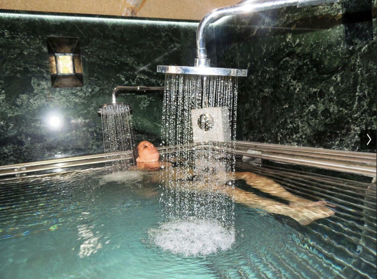 Yannis Hotel Krinídhes Екстериор снимка